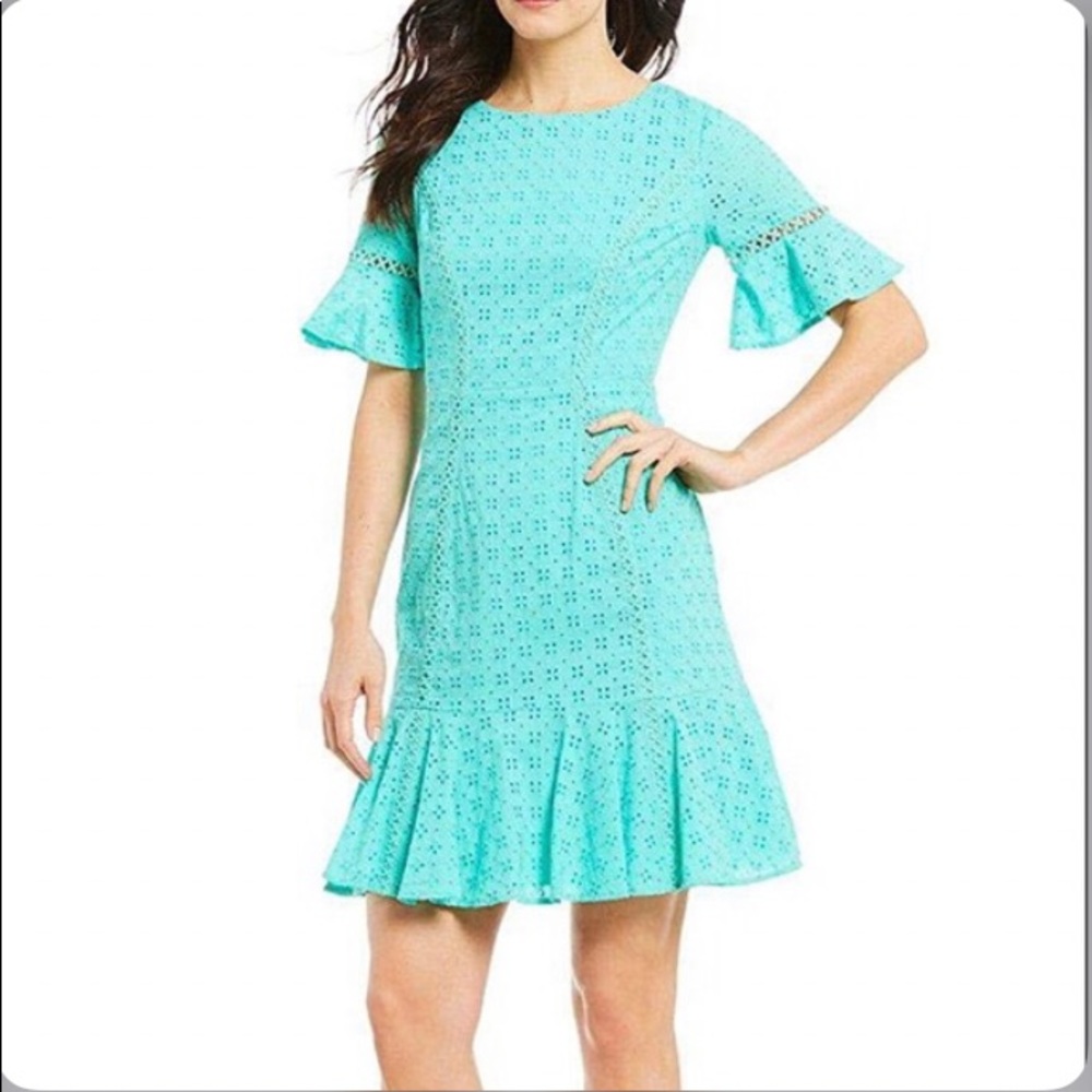 short sleeves Dress